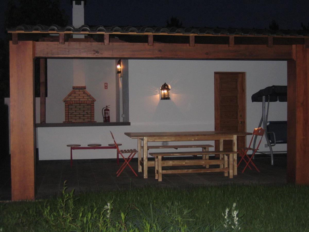Villa Casa Ribeira De Pera Castanheira de Pera Exterior foto