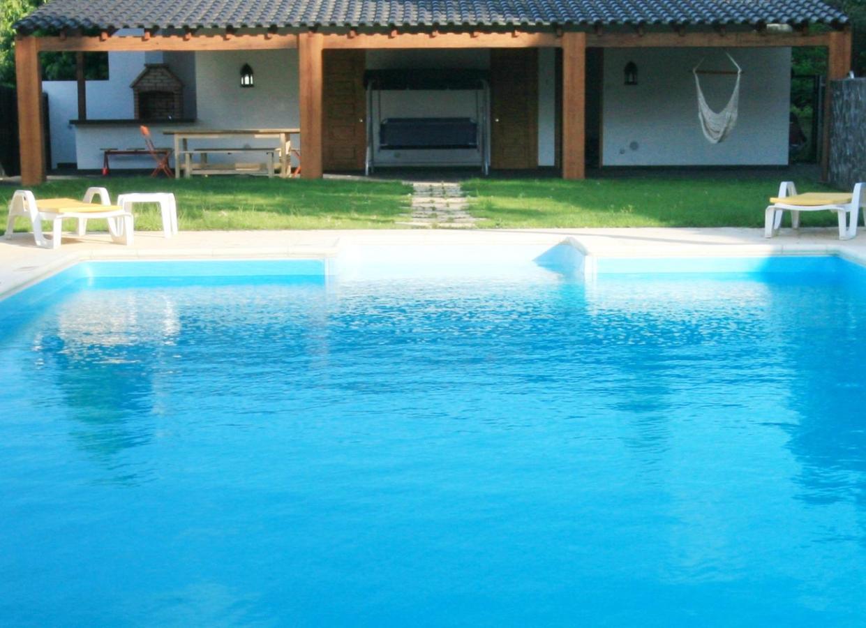 Villa Casa Ribeira De Pera Castanheira de Pera Exterior foto